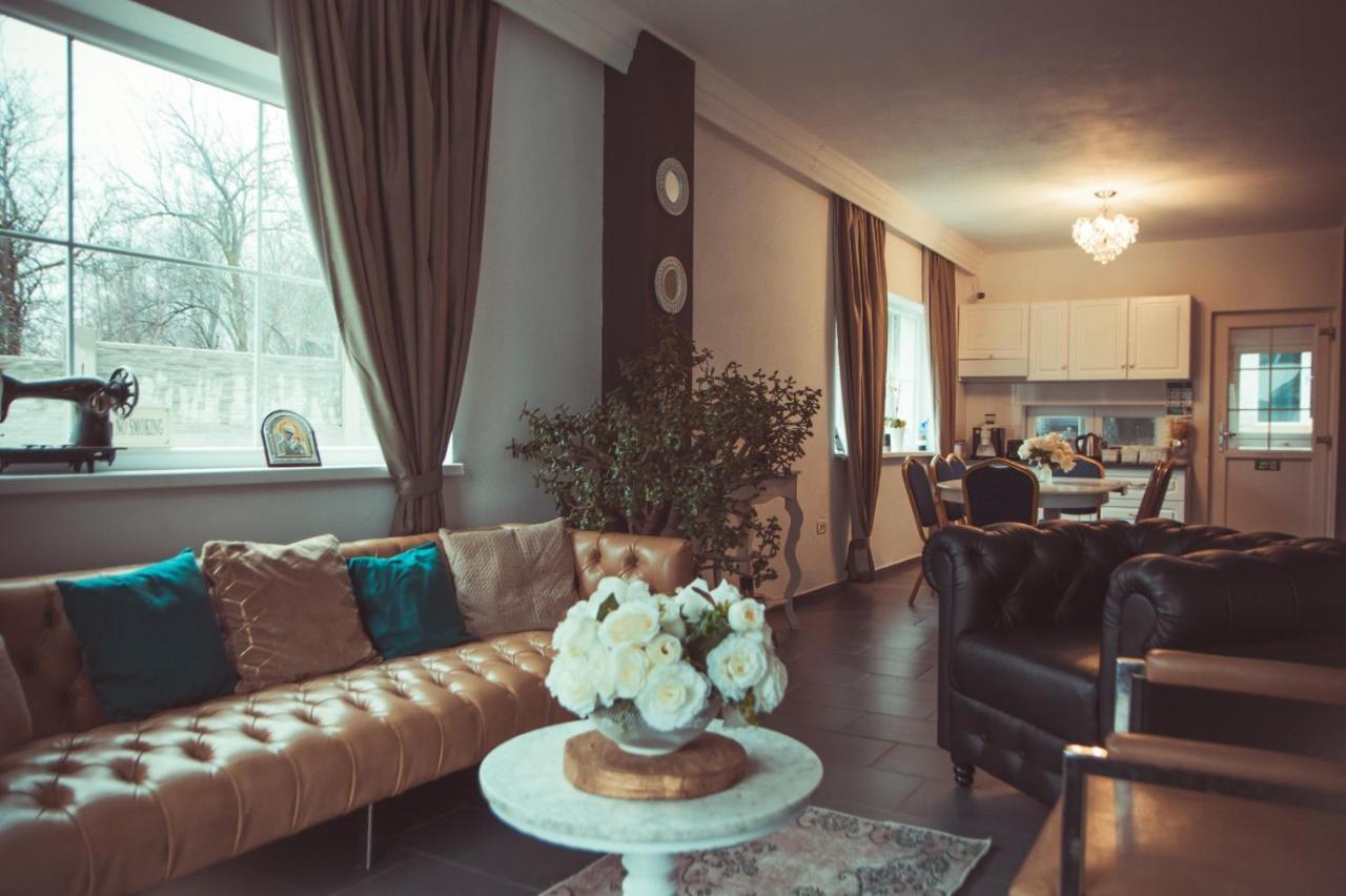 Green Hill Villa Călimăneşti Buitenkant foto