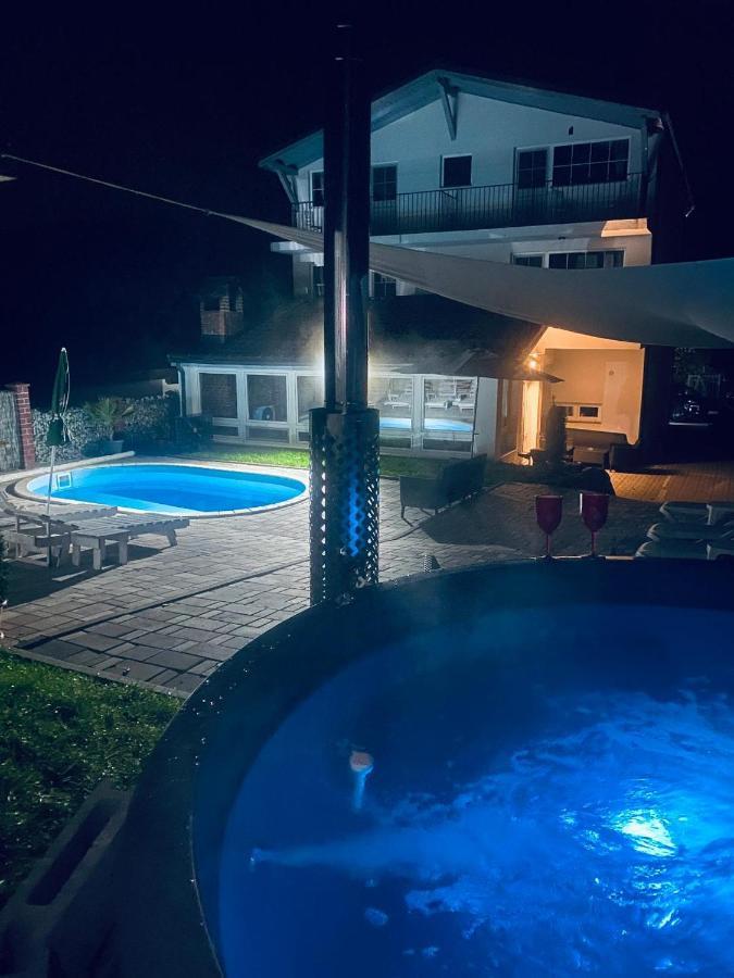 Green Hill Villa Călimăneşti Buitenkant foto